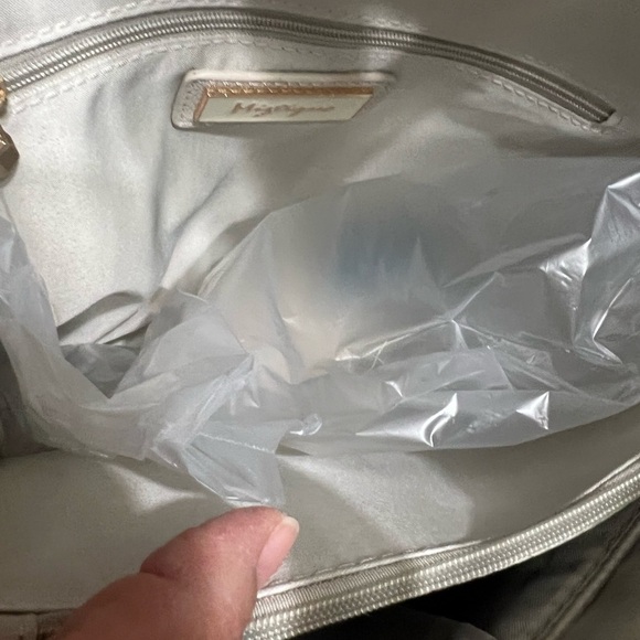 Mi tique Elegant Cream Backpack main image 4